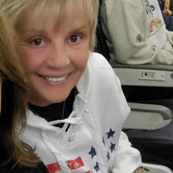 Meet your Posher, Debbie - Picture 1 of 1